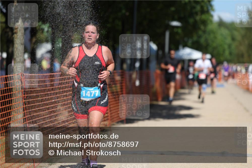 07.09.2025 - 19. Norderstedt Triathlon Michael Strokosch http://msf.ph/oto/8758697 07.09.2025 13:14:12 Laufen 177, 189, 351, 717, 1477 meine-sportfotos.de