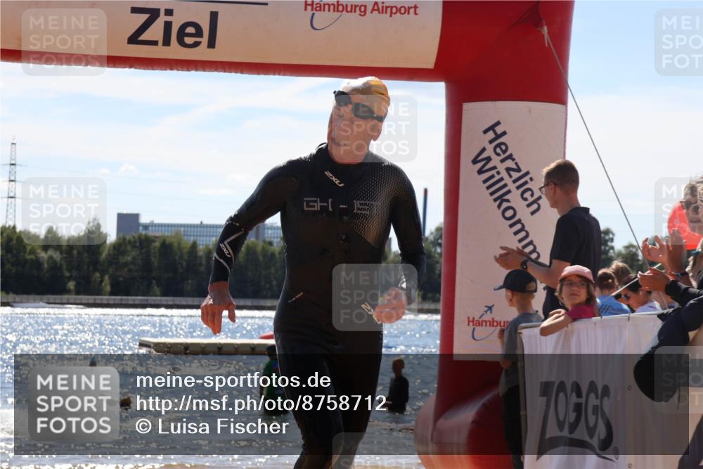 07.09.2025 - 19. Norderstedt Triathlon Luisa Fischer http://msf.ph/oto/8758712 07.09.2025 13:39:06 Schwimmen 977, 983, 987, 1459 meine-sportfotos.de