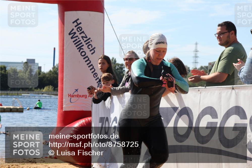 07.09.2025 - 19. Norderstedt Triathlon Luisa Fischer http://msf.ph/oto/8758725 07.09.2025 11:50:25 Schwimmen 273 meine-sportfotos.de