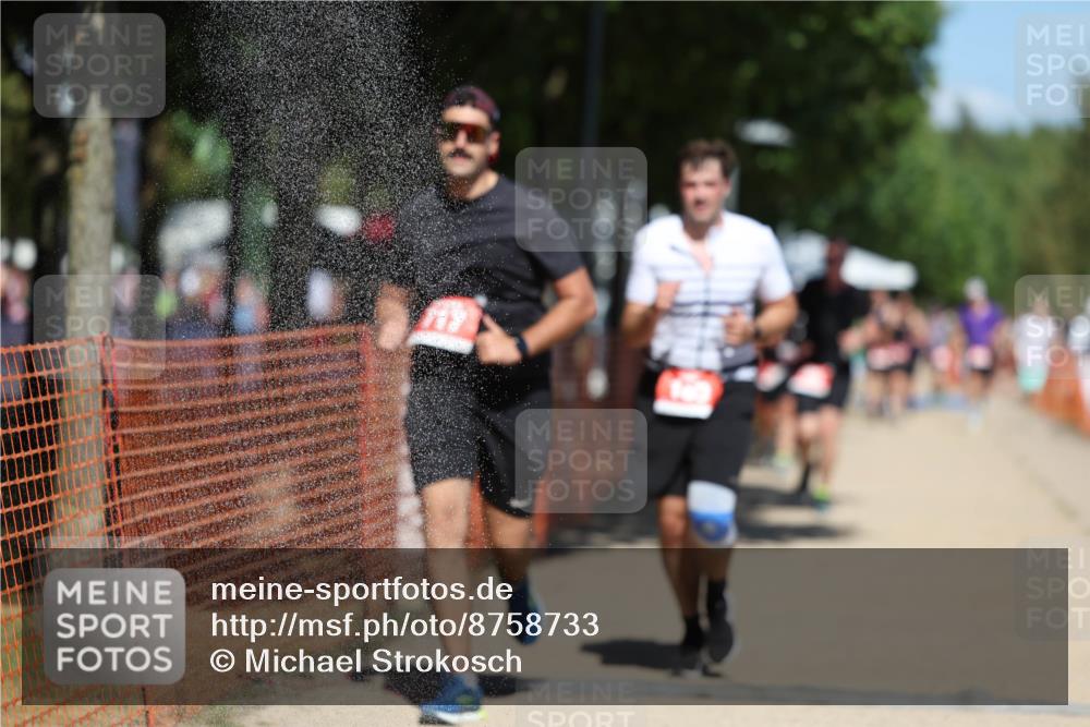 07.09.2025 - 19. Norderstedt Triathlon Michael Strokosch http://msf.ph/oto/8758733 07.09.2025 13:14:19 Laufen 189, 706, 717 meine-sportfotos.de