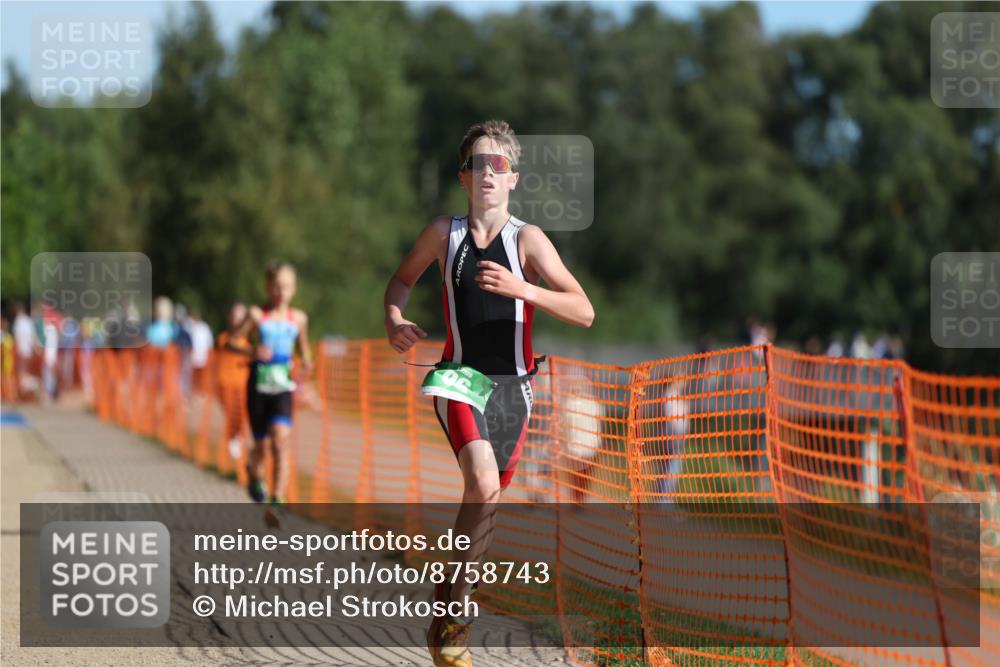 07.09.2025 - 19. Norderstedt Triathlon Michael Strokosch http://msf.ph/oto/8758743 07.09.2025 10:44:08 Laufen 96, 109, 134 meine-sportfotos.de