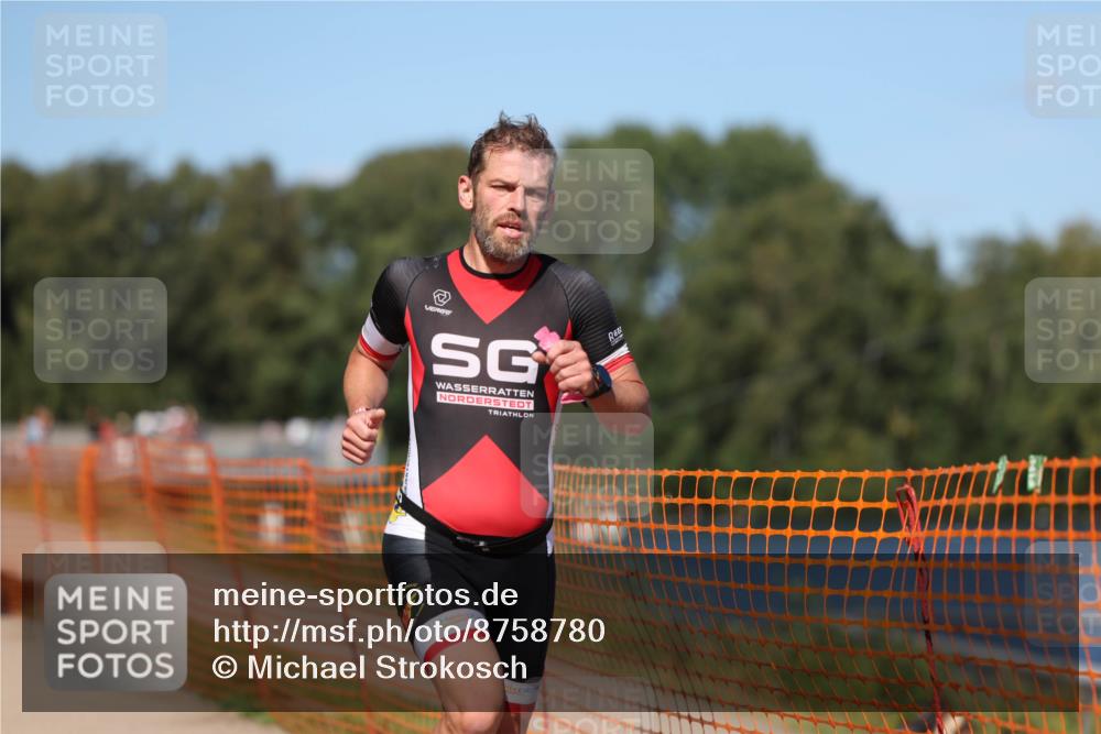 07.09.2025 - 19. Norderstedt Triathlon Michael Strokosch http://msf.ph/oto/8758780 07.09.2025 14:56:34 Laufen 982, 991, 1007 meine-sportfotos.de