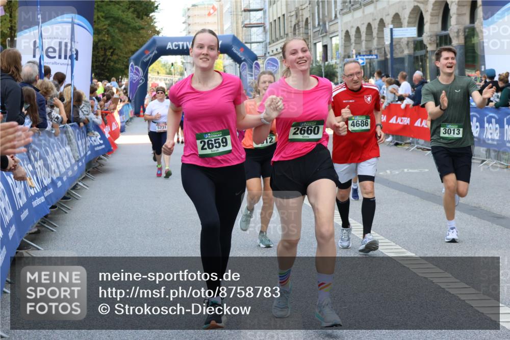 07.09.2025 - BARMER Alsterlauf Strokosch-Dieckow http://msf.ph/oto/8758783 07.09.2025 10:13:23 Ziel 2387, 2875, 2876, 2892, 3031, 3085, 3086, 3121, 3181, 3332, 3333, 3334, 3373, 3379, 3424, 3425, 3511, 3564, 3644, 3833, 3879, 4181, 4548, 4659, 4690, 4716, 4718, 4761, 4881, 4958, 5054, 5059, 5414, 5502, 5743, 6158, 6317, 6318, 8417 meine-sportfotos.de