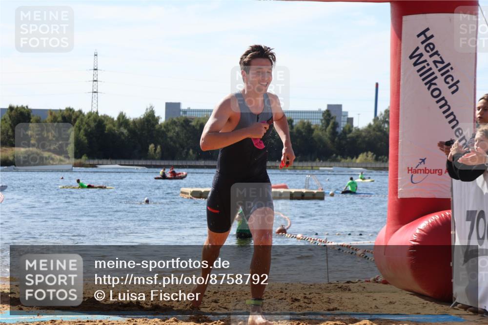 07.09.2025 - 19. Norderstedt Triathlon Luisa Fischer http://msf.ph/oto/8758792 07.09.2025 11:51:06 Schwimmen 218 meine-sportfotos.de