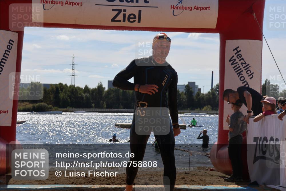07.09.2025 - 19. Norderstedt Triathlon Luisa Fischer http://msf.ph/oto/8758808 07.09.2025 13:39:25 Schwimmen 411, 1000 meine-sportfotos.de