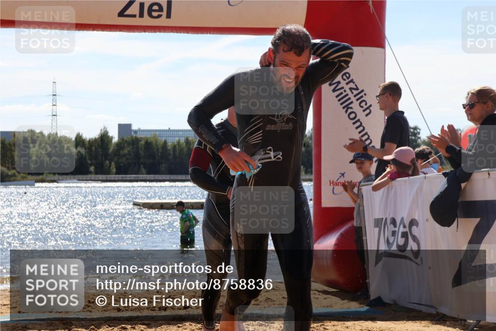 07.09.2025 - 19. Norderstedt Triathlon Luisa Fischer http://msf.ph/oto/8758836 07.09.2025 13:39:43 Schwimmen 968, 982 meine-sportfotos.de