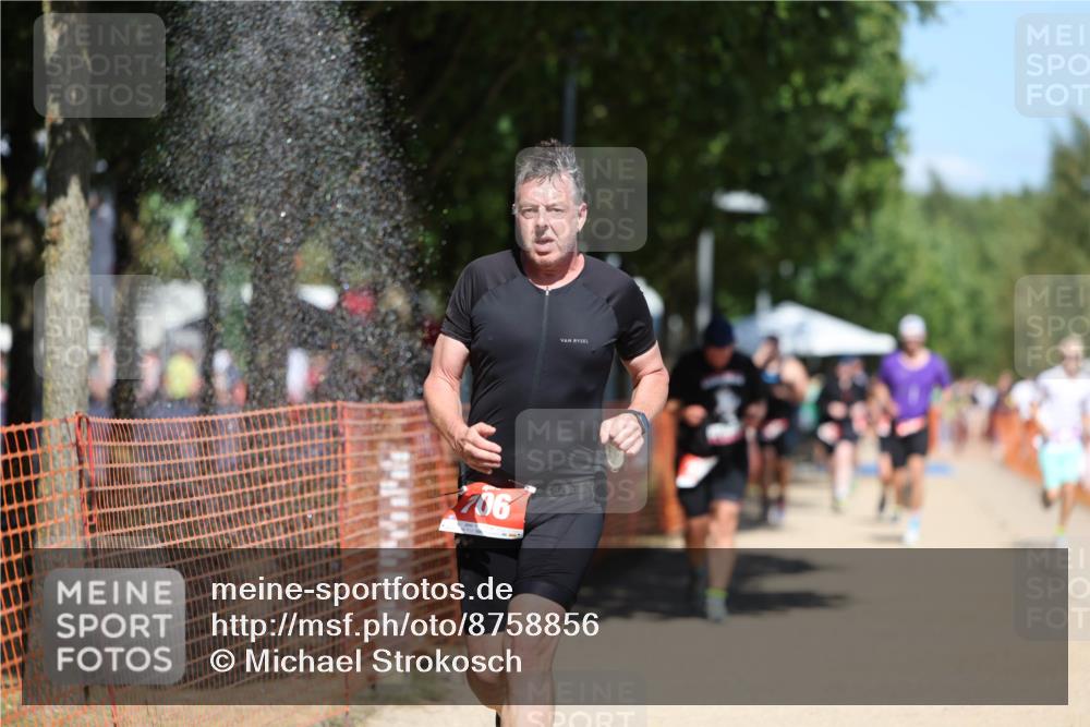 07.09.2025 - 19. Norderstedt Triathlon Michael Strokosch http://msf.ph/oto/8758856 07.09.2025 13:14:25 Laufen 219, 331, 706, 1388 meine-sportfotos.de