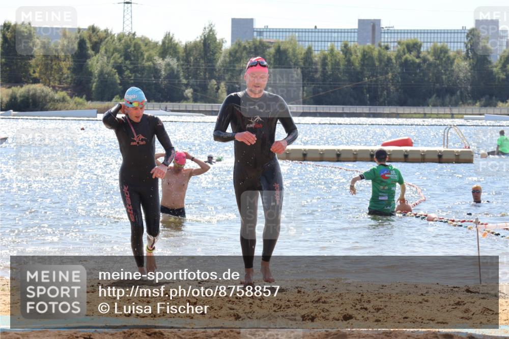 07.09.2025 - 19. Norderstedt Triathlon Luisa Fischer http://msf.ph/oto/8758857 07.09.2025 13:41:18 Schwimmen 363, 970 meine-sportfotos.de