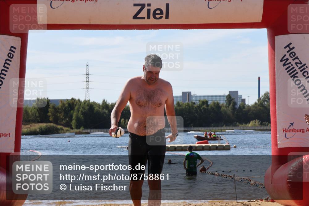 07.09.2025 - 19. Norderstedt Triathlon Luisa Fischer http://msf.ph/oto/8758861 07.09.2025 11:52:03 Schwimmen 827 meine-sportfotos.de