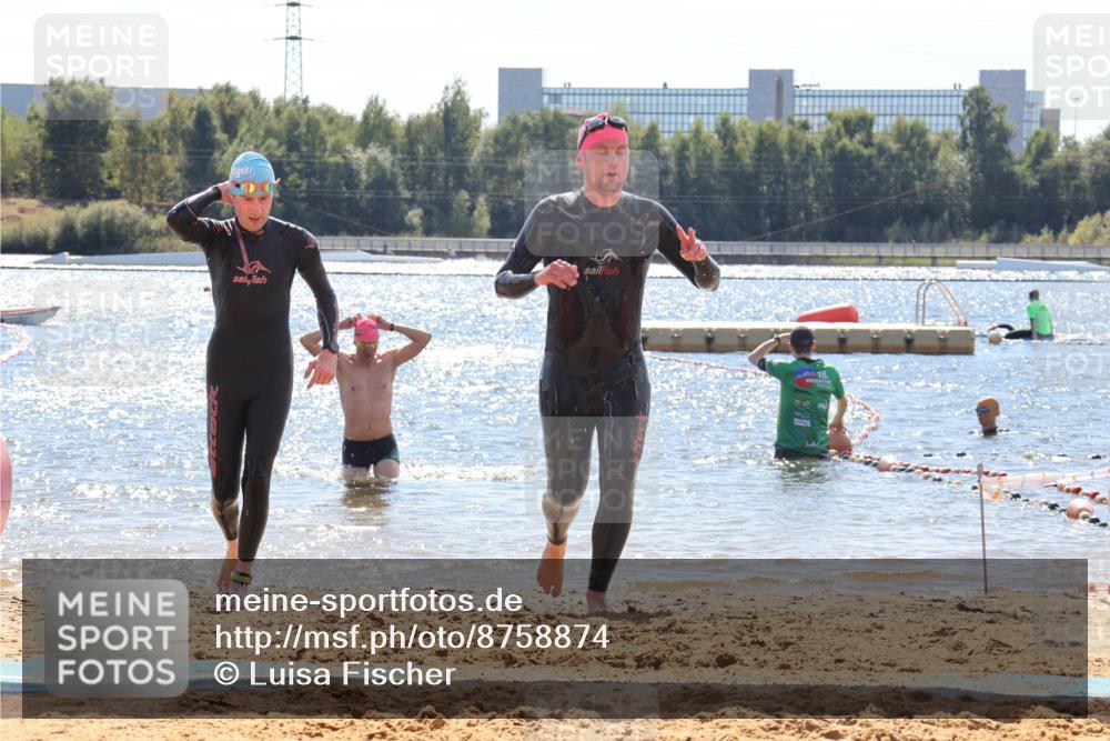 07.09.2025 - 19. Norderstedt Triathlon Luisa Fischer http://msf.ph/oto/8758874 07.09.2025 13:41:19 Schwimmen 363, 970 meine-sportfotos.de