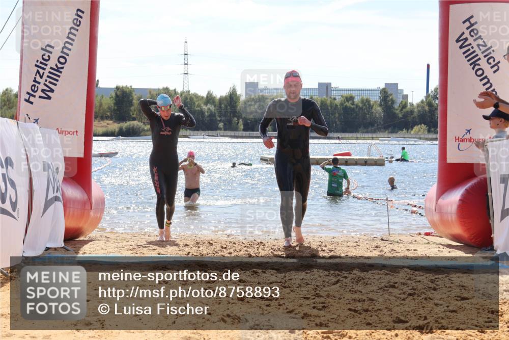 07.09.2025 - 19. Norderstedt Triathlon Luisa Fischer http://msf.ph/oto/8758893 07.09.2025 13:41:20 Schwimmen 363, 970 meine-sportfotos.de