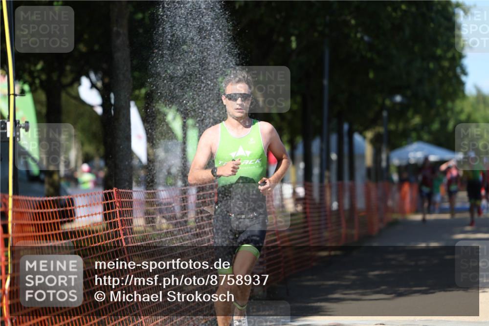 07.09.2025 - 19. Norderstedt Triathlon Michael Strokosch http://msf.ph/oto/8758937 07.09.2025 14:56:42 Laufen 962, 991, 1007 meine-sportfotos.de