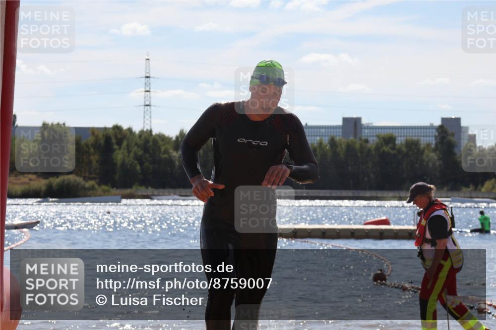 07.09.2025 - 19. Norderstedt Triathlon Luisa Fischer http://msf.ph/oto/8759007 07.09.2025 13:43:07 Schwimmen 888 meine-sportfotos.de