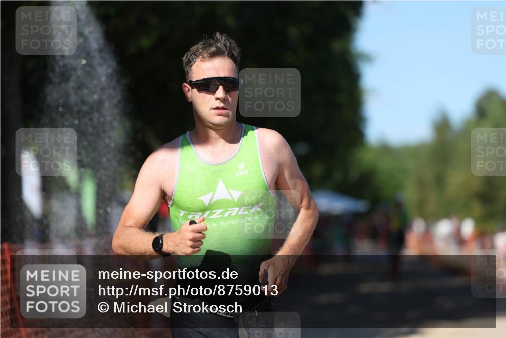 07.09.2025 - 19. Norderstedt Triathlon Michael Strokosch http://msf.ph/oto/8759013 07.09.2025 14:56:43 Laufen 962, 991, 1007, 1031 meine-sportfotos.de
