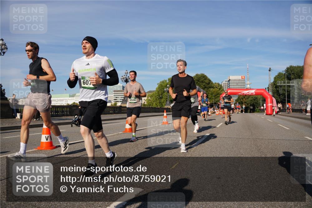 07.09.2025 - BARMER Alsterlauf Yannick Fuchs http://msf.ph/oto/8759021 07.09.2025 09:39:20 Laufen 607, 5584 meine-sportfotos.de