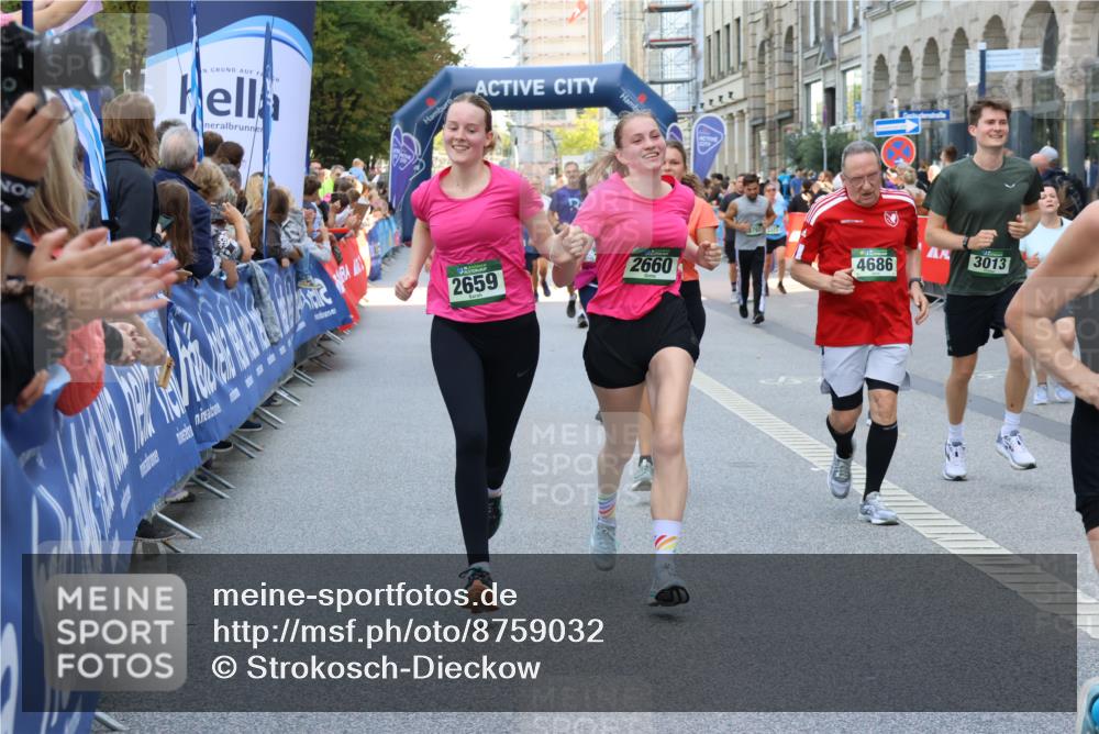 07.09.2025 - BARMER Alsterlauf Strokosch-Dieckow http://msf.ph/oto/8759032 07.09.2025 10:13:23 Ziel 2387, 2875, 2876, 2892, 3031, 3085, 3086, 3121, 3181, 3332, 3333, 3334, 3373, 3379, 3424, 3425, 3511, 3564, 3644, 3833, 3879, 4181, 4548, 4659, 4690, 4716, 4718, 4761, 4881, 4958, 5054, 5059, 5414, 5502, 5743, 6158, 6317, 6318, 8417 meine-sportfotos.de