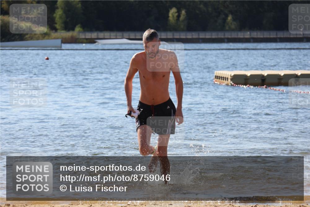 07.09.2025 - 19. Norderstedt Triathlon Luisa Fischer http://msf.ph/oto/8759046 07.09.2025 11:58:26 Schwimmen  meine-sportfotos.de
