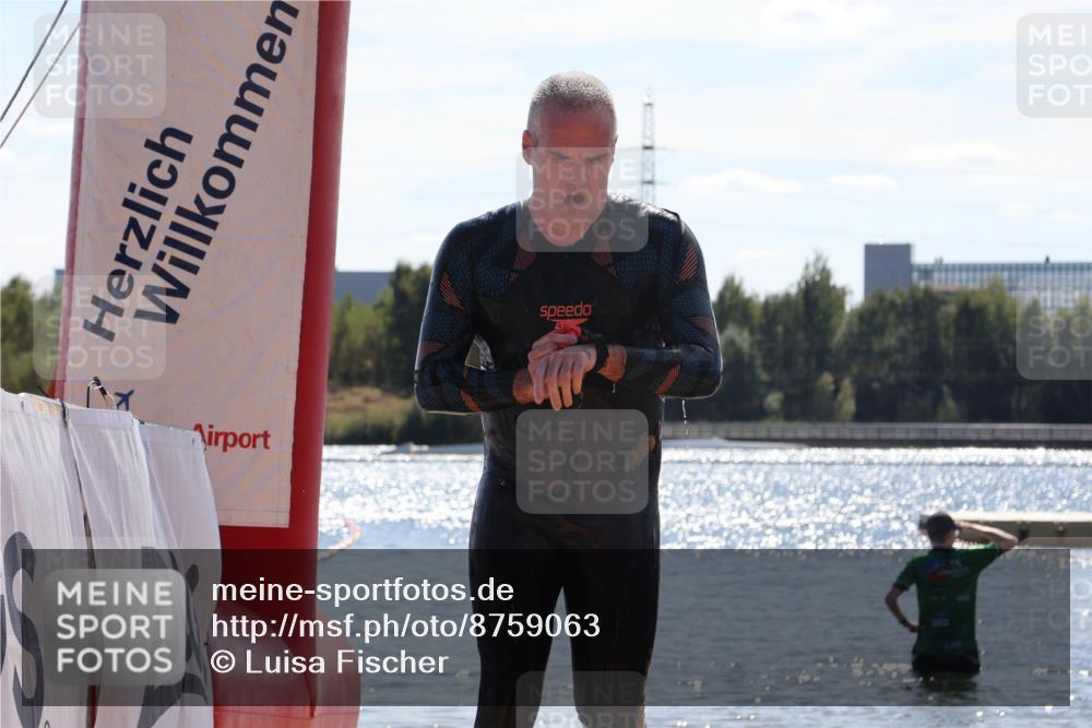 07.09.2025 - 19. Norderstedt Triathlon Luisa Fischer http://msf.ph/oto/8759063 07.09.2025 13:45:21 Schwimmen 391 meine-sportfotos.de