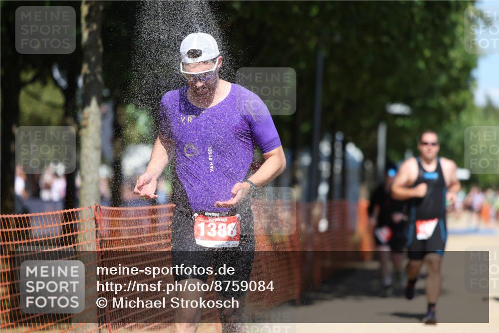 07.09.2025 - 19. Norderstedt Triathlon Michael Strokosch http://msf.ph/oto/8759084 07.09.2025 13:14:32 Laufen 219, 224, 331, 852, 1270, 1388 meine-sportfotos.de