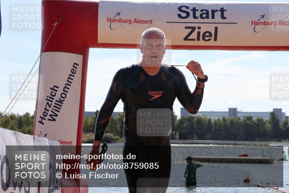 07.09.2025 - 19. Norderstedt Triathlon Luisa Fischer http://msf.ph/oto/8759085 07.09.2025 13:45:22 Schwimmen 391 meine-sportfotos.de
