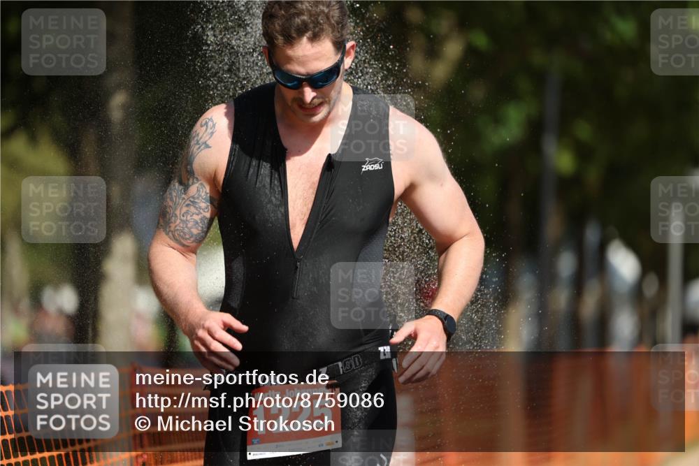07.09.2025 - 19. Norderstedt Triathlon Michael Strokosch http://msf.ph/oto/8759086 07.09.2025 12:05:52 Laufen 201, 237, 815, 862, 1225, 1265, 1372 meine-sportfotos.de
