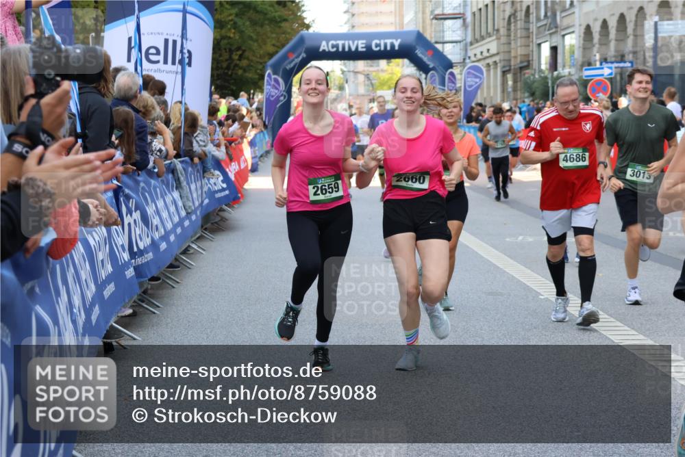 07.09.2025 - BARMER Alsterlauf Strokosch-Dieckow http://msf.ph/oto/8759088 07.09.2025 10:13:23 Ziel 2387, 2875, 2876, 2892, 3031, 3085, 3086, 3121, 3181, 3332, 3333, 3334, 3373, 3379, 3424, 3425, 3511, 3564, 3644, 3833, 3879, 4181, 4548, 4659, 4690, 4716, 4718, 4761, 4881, 4958, 5054, 5059, 5414, 5502, 5743, 6158, 6317, 6318, 8417 meine-sportfotos.de