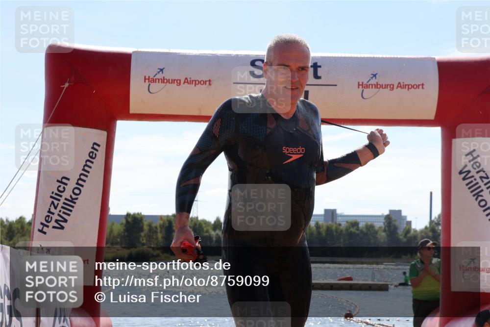 07.09.2025 - 19. Norderstedt Triathlon Luisa Fischer http://msf.ph/oto/8759099 07.09.2025 13:45:23 Schwimmen 391 meine-sportfotos.de