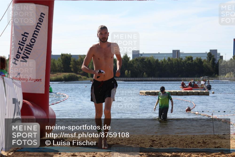 07.09.2025 - 19. Norderstedt Triathlon Luisa Fischer http://msf.ph/oto/8759108 07.09.2025 11:58:29 Schwimmen  meine-sportfotos.de