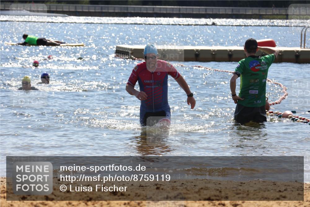 07.09.2025 - 19. Norderstedt Triathlon Luisa Fischer http://msf.ph/oto/8759119 07.09.2025 13:46:33 Schwimmen  meine-sportfotos.de
