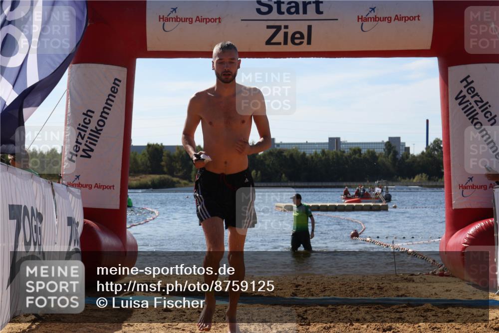 07.09.2025 - 19. Norderstedt Triathlon Luisa Fischer http://msf.ph/oto/8759125 07.09.2025 11:58:30 Schwimmen  meine-sportfotos.de