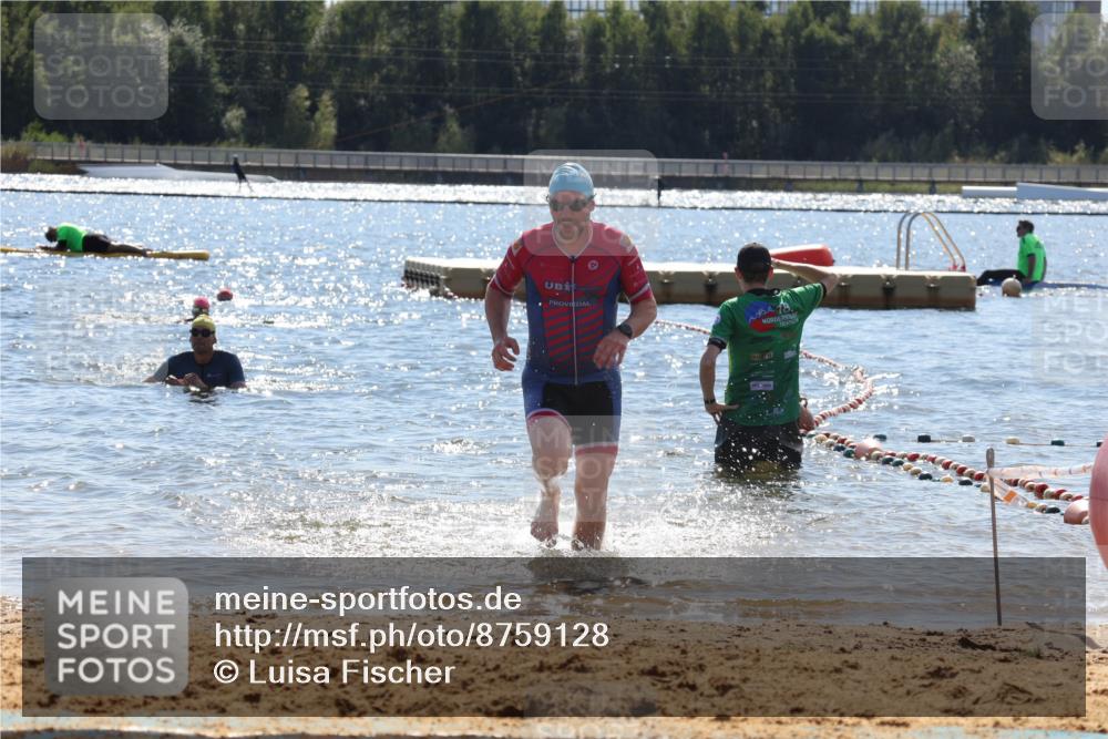 07.09.2025 - 19. Norderstedt Triathlon Luisa Fischer http://msf.ph/oto/8759128 07.09.2025 13:46:36 Schwimmen 1019 meine-sportfotos.de