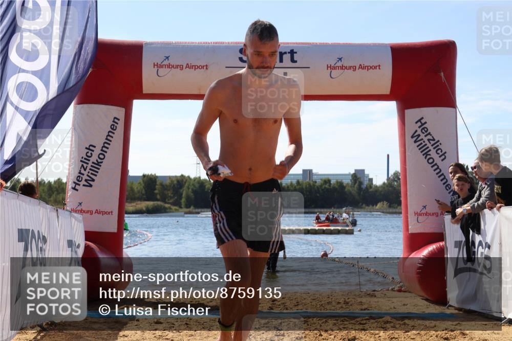 07.09.2025 - 19. Norderstedt Triathlon Luisa Fischer http://msf.ph/oto/8759135 07.09.2025 11:58:31 Schwimmen  meine-sportfotos.de