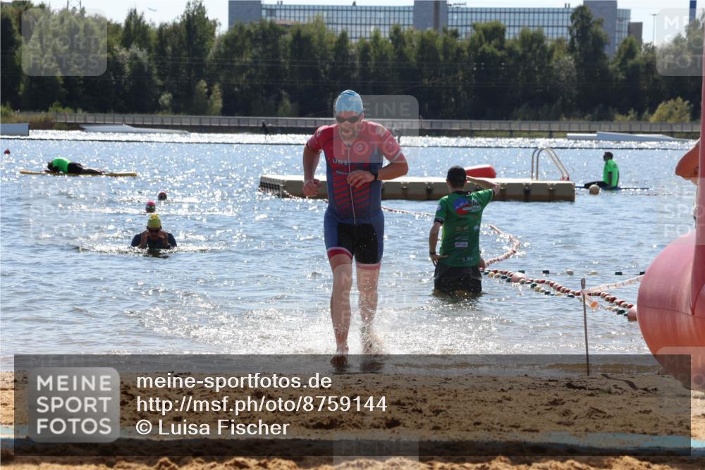 07.09.2025 - 19. Norderstedt Triathlon Luisa Fischer http://msf.ph/oto/8759144 07.09.2025 13:46:37 Schwimmen 1019 meine-sportfotos.de
