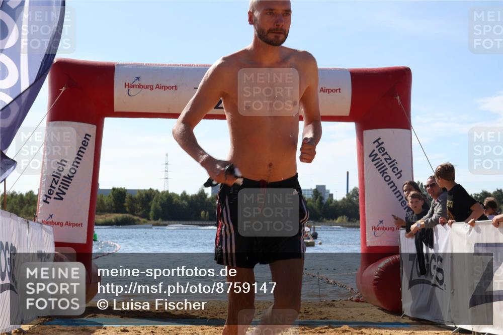 07.09.2025 - 19. Norderstedt Triathlon Luisa Fischer http://msf.ph/oto/8759147 07.09.2025 11:58:31 Schwimmen  meine-sportfotos.de