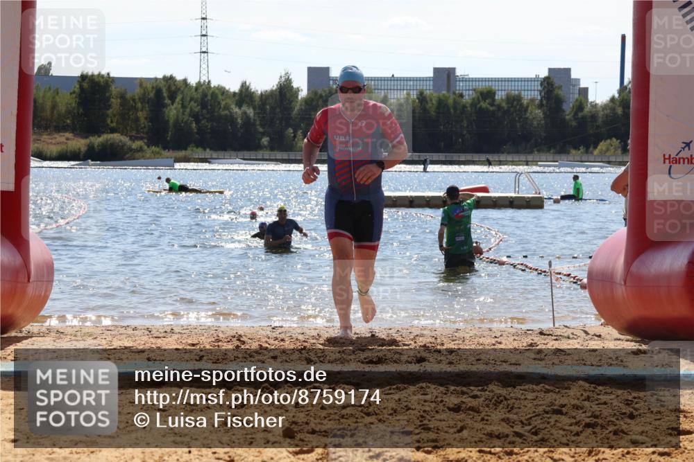 07.09.2025 - 19. Norderstedt Triathlon Luisa Fischer http://msf.ph/oto/8759174 07.09.2025 13:46:40 Schwimmen 1019 meine-sportfotos.de