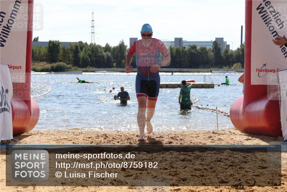 07.09.2025 - 19. Norderstedt Triathlon Luisa Fischer http://msf.ph/oto/8759182 07.09.2025 13:46:40 Schwimmen 1019 meine-sportfotos.de