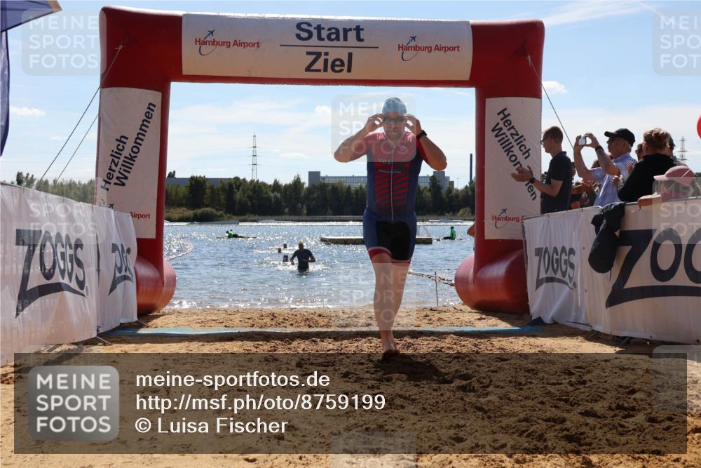 07.09.2025 - 19. Norderstedt Triathlon Luisa Fischer http://msf.ph/oto/8759199 07.09.2025 13:46:42 Schwimmen 1019 meine-sportfotos.de