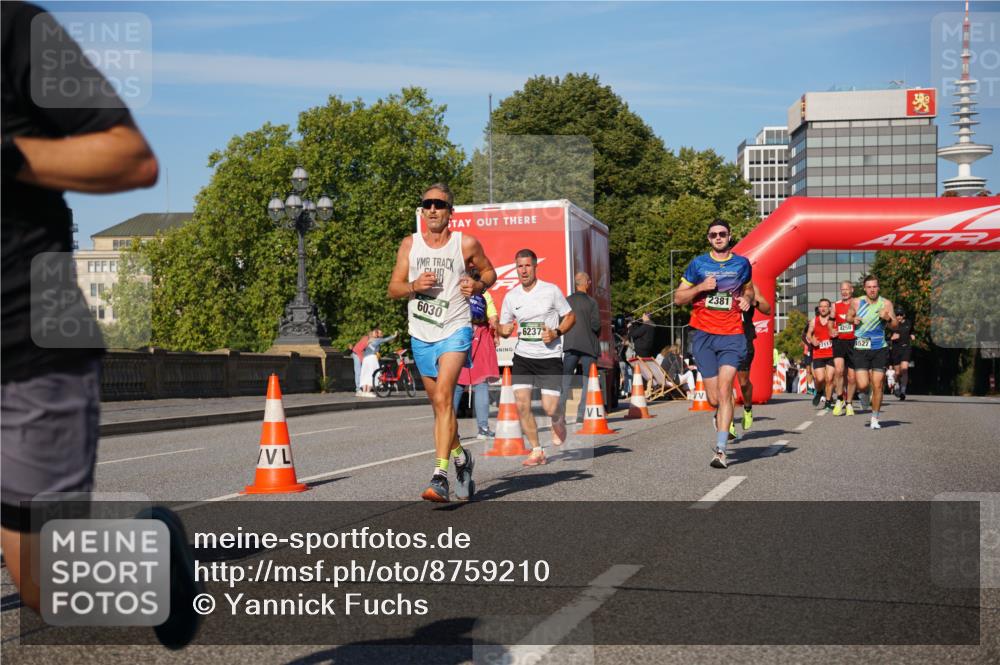 07.09.2025 - BARMER Alsterlauf Yannick Fuchs http://msf.ph/oto/8759210 07.09.2025 09:39:27 Laufen 6030, 6237, 2381, 4250, 2117, 1527 meine-sportfotos.de