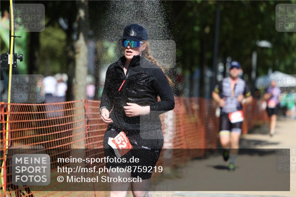 07.09.2025 - 19. Norderstedt Triathlon Michael Strokosch http://msf.ph/oto/8759219 07.09.2025 13:14:38 Laufen 224, 852, 858, 1270 meine-sportfotos.de