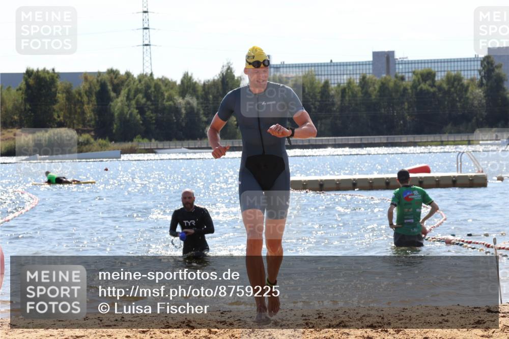 07.09.2025 - 19. Norderstedt Triathlon Luisa Fischer http://msf.ph/oto/8759225 07.09.2025 13:46:54 Schwimmen 1478 meine-sportfotos.de