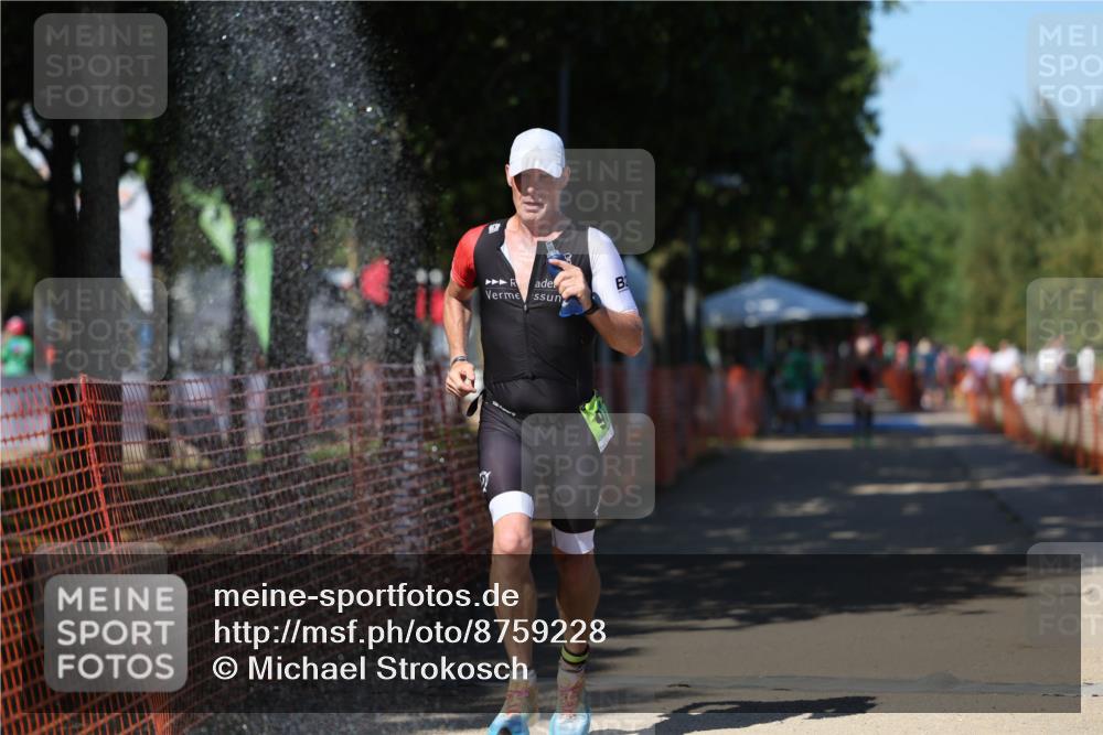 07.09.2025 - 19. Norderstedt Triathlon Michael Strokosch http://msf.ph/oto/8759228 07.09.2025 14:57:00 Laufen 971 meine-sportfotos.de