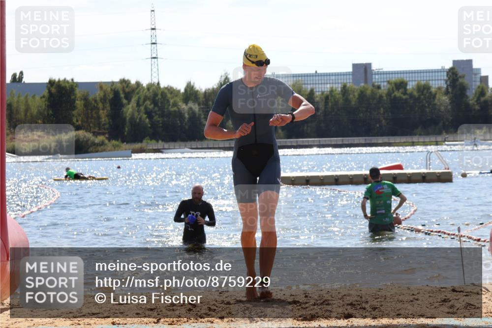 07.09.2025 - 19. Norderstedt Triathlon Luisa Fischer http://msf.ph/oto/8759229 07.09.2025 13:46:54 Schwimmen 1478 meine-sportfotos.de