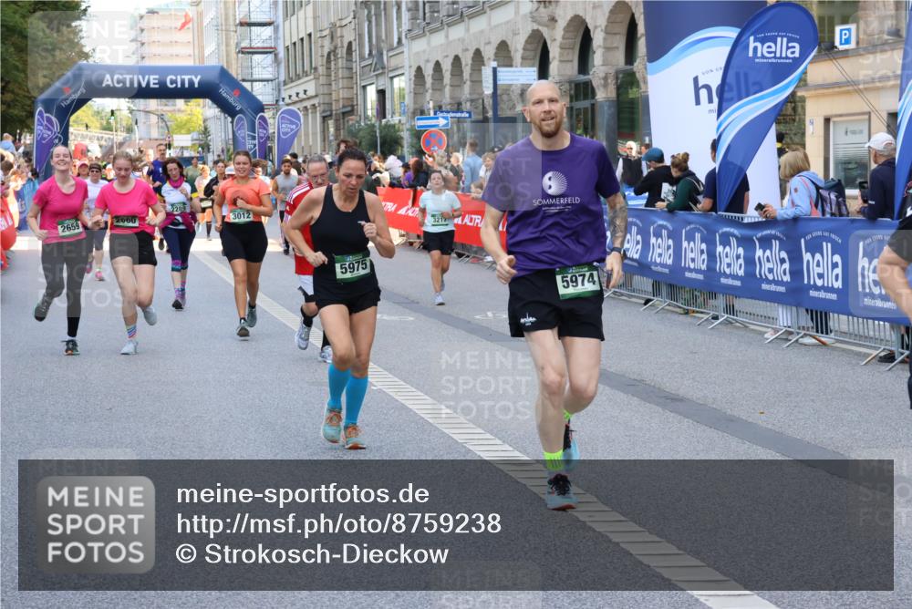 07.09.2025 - BARMER Alsterlauf Strokosch-Dieckow http://msf.ph/oto/8759238 07.09.2025 10:13:21 Ziel 2295, 2387, 2875, 2876, 2892, 3031, 3121, 3181, 3332, 3333, 3334, 3373, 3379, 3424, 3425, 3511, 3564, 3644, 3769, 3833, 3879, 4181, 4548, 4659, 4716, 4718, 4761, 4881, 4958, 5054, 5059, 5414, 5502, 5743, 6158, 6317, 6318, 8417 meine-sportfotos.de