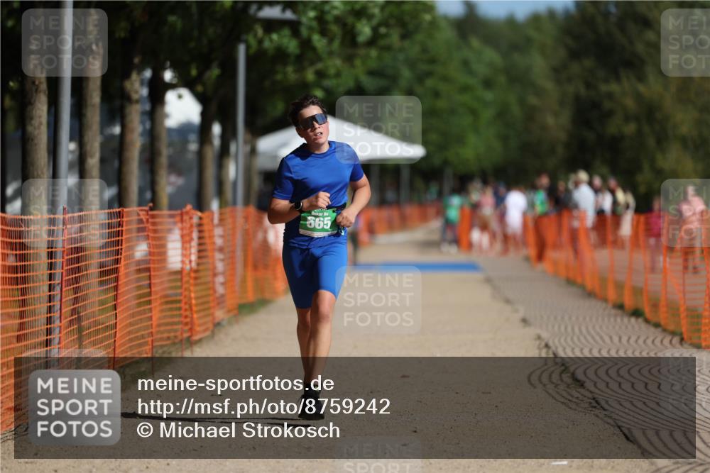 07.09.2025 - 19. Norderstedt Triathlon Michael Strokosch http://msf.ph/oto/8759242 07.09.2025 11:05:22 Laufen 107, 665 meine-sportfotos.de