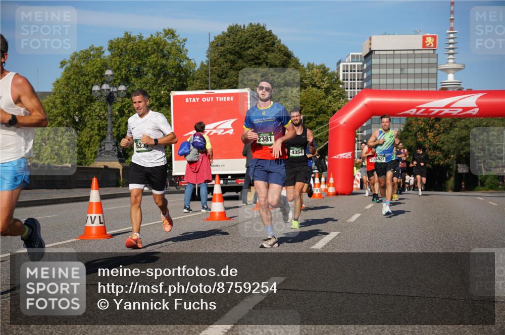 07.09.2025 - BARMER Alsterlauf Yannick Fuchs http://msf.ph/oto/8759254 07.09.2025 09:39:28 Laufen 623, 2381, 4354, 214527 meine-sportfotos.de