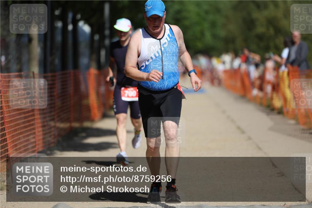 07.09.2025 - 19. Norderstedt Triathlon Michael Strokosch http://msf.ph/oto/8759256 07.09.2025 12:52:22 Laufen 282, 700, 1371 meine-sportfotos.de