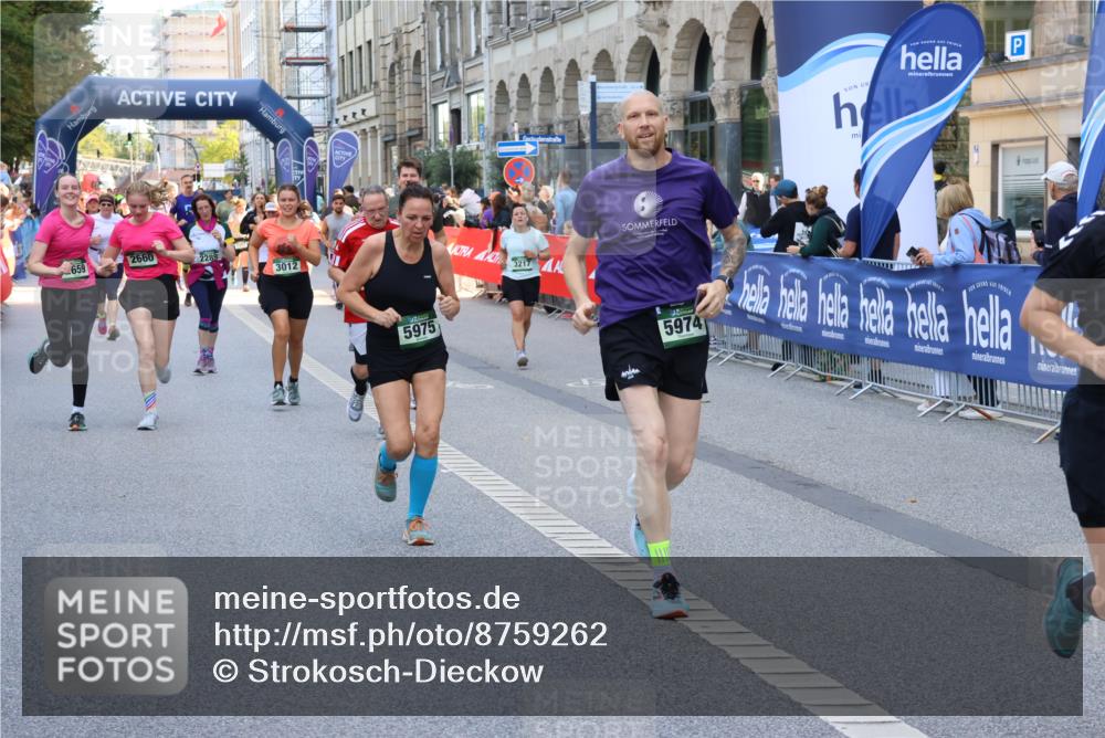 07.09.2025 - BARMER Alsterlauf Strokosch-Dieckow http://msf.ph/oto/8759262 07.09.2025 10:13:21 Ziel 2295, 2387, 2875, 2876, 2892, 3031, 3121, 3181, 3332, 3333, 3334, 3373, 3379, 3424, 3425, 3511, 3564, 3644, 3769, 3833, 3879, 4181, 4548, 4659, 4716, 4718, 4761, 4881, 4958, 5054, 5059, 5414, 5502, 5743, 6158, 6317, 6318, 8417 meine-sportfotos.de