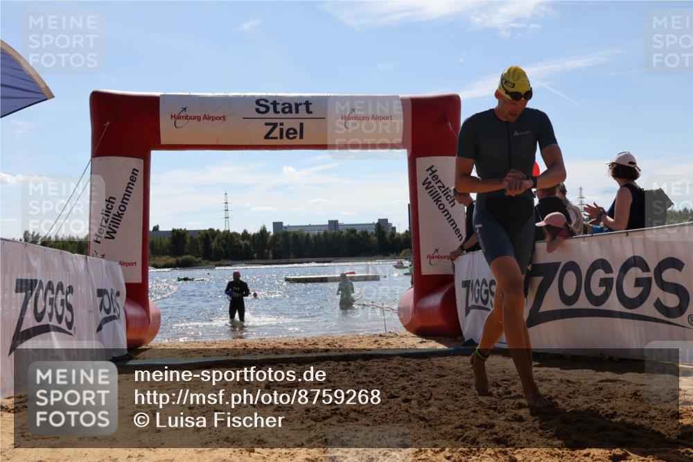 07.09.2025 - 19. Norderstedt Triathlon Luisa Fischer http://msf.ph/oto/8759268 07.09.2025 13:46:58 Schwimmen 395, 1478 meine-sportfotos.de