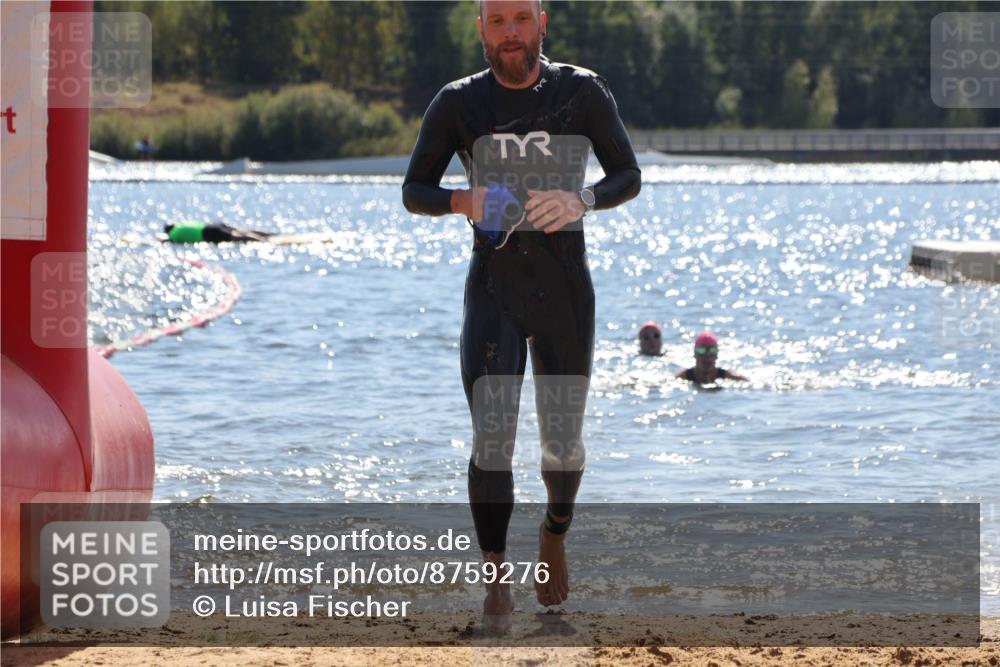 07.09.2025 - 19. Norderstedt Triathlon Luisa Fischer http://msf.ph/oto/8759276 07.09.2025 13:47:02 Schwimmen 395, 1478 meine-sportfotos.de