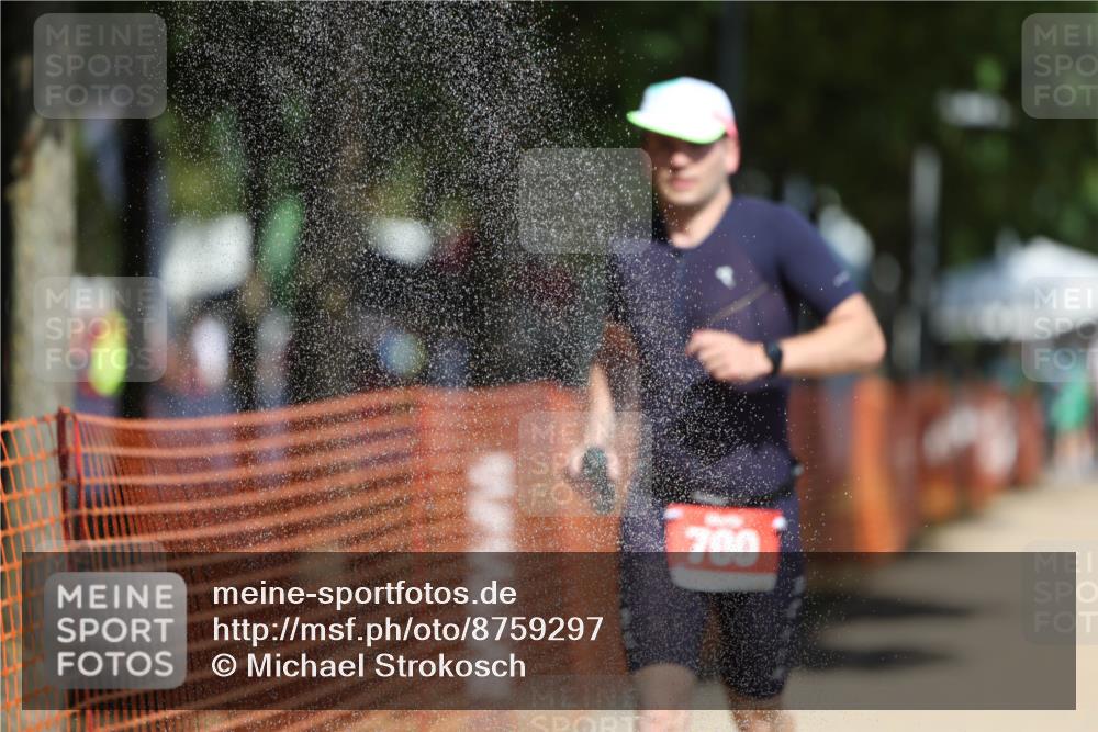 07.09.2025 - 19. Norderstedt Triathlon Michael Strokosch http://msf.ph/oto/8759297 07.09.2025 12:52:24 Laufen 700, 1371 meine-sportfotos.de